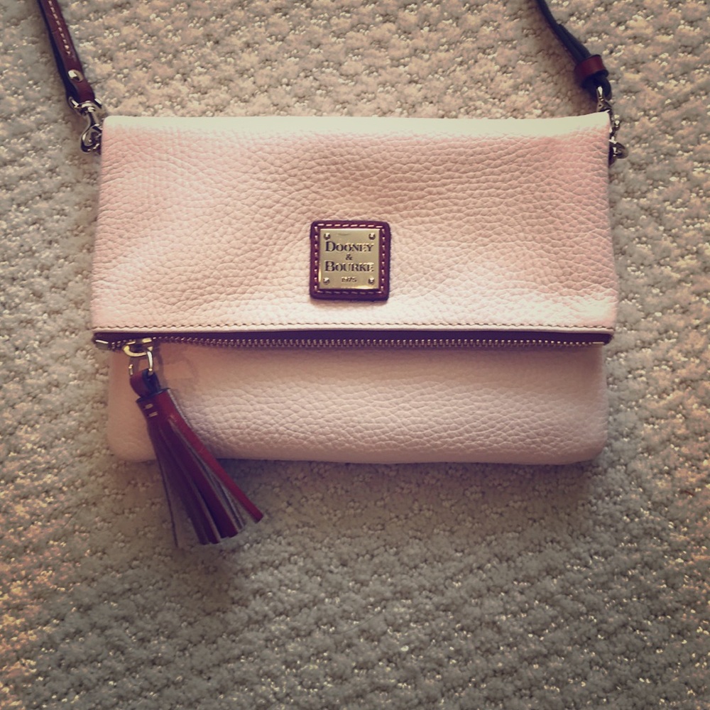Dooney and Bourke cross body purse